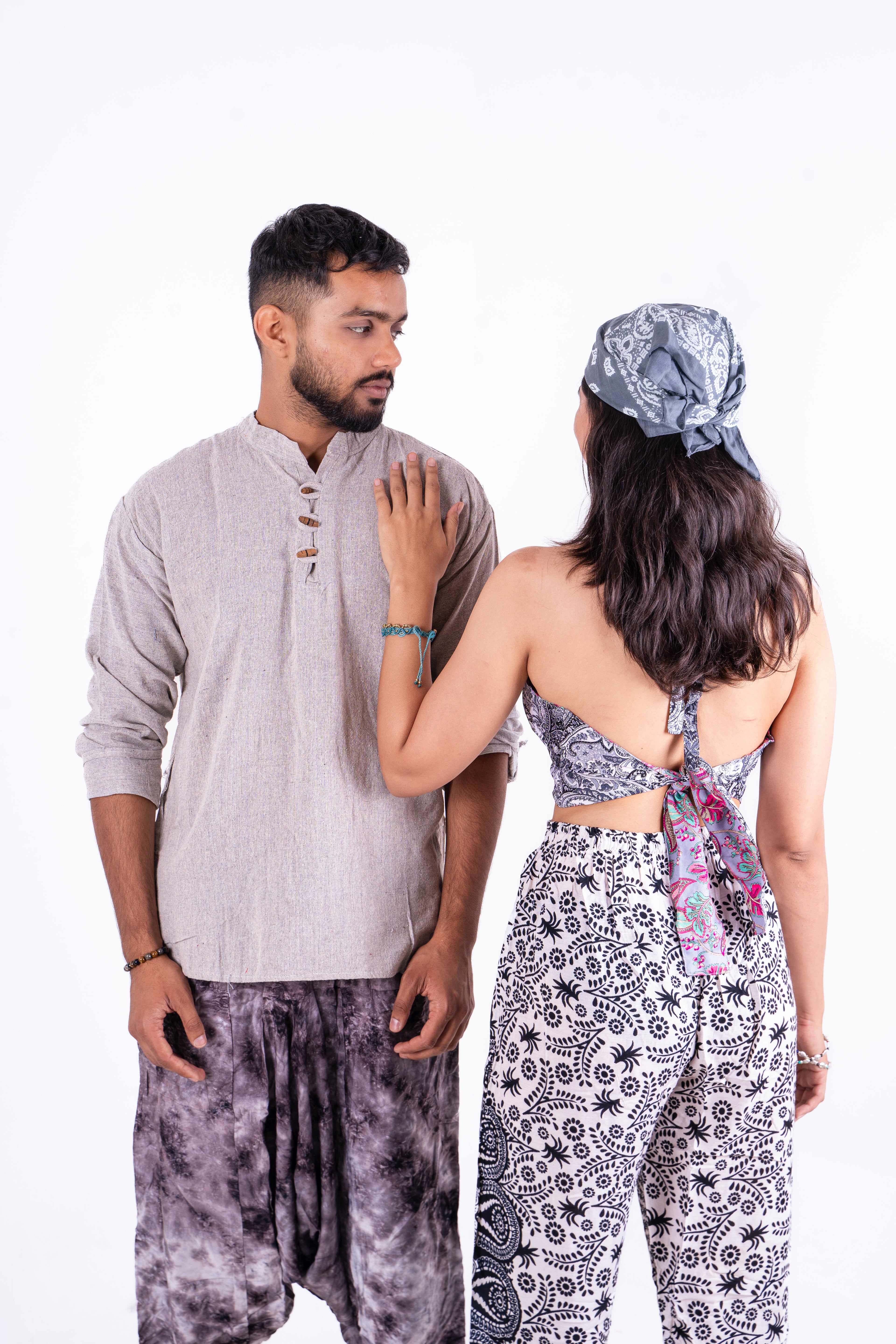 Handwoven Grey Cotton Kurta with Black Tie-Dye Balloon Pants