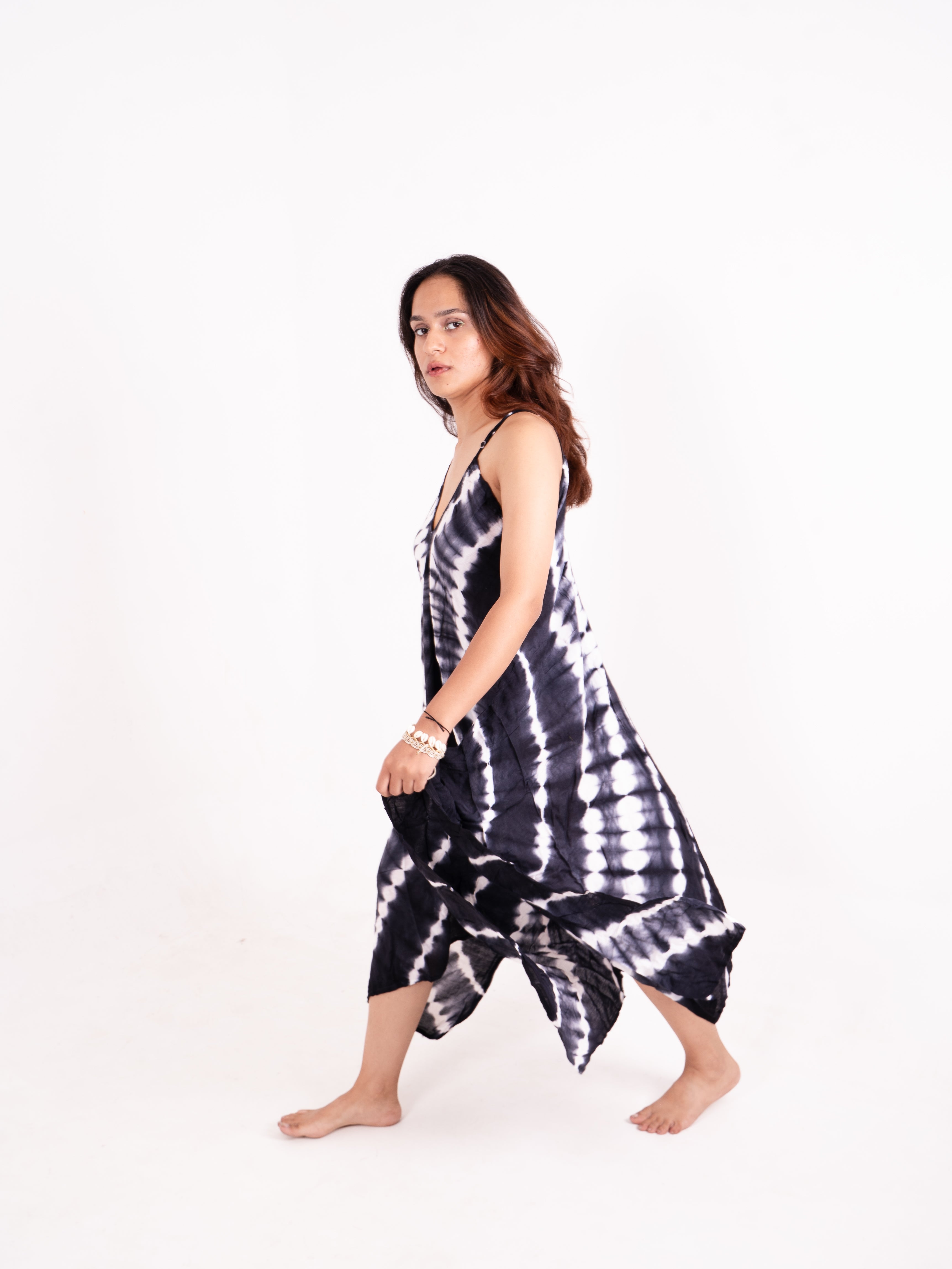 Tie Dye Beach Dress – Blue Green & Black White Variants